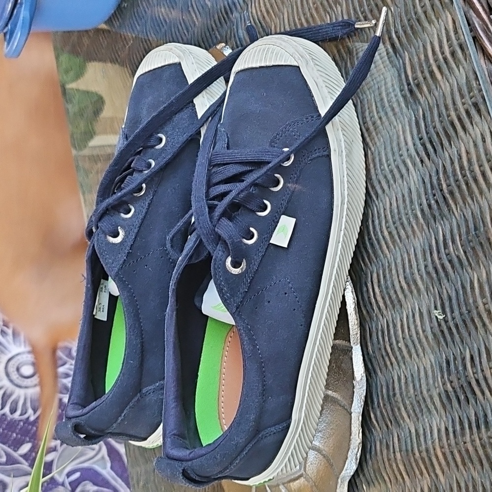 Cariuma Low Blue Canvas Sneakers Shoes Comfort Lace Up Womens 7.5 6 Men View 2